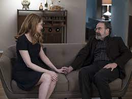 Follow for updates and everything related to her | photo gallery miranda otto is among the cast of a new sketch comedy series called the moth effect, which premieres on amazon prime on july 30th. Homeland Bild Mandy Patinkin Miranda Otto 164 Von 577 Filmstarts De