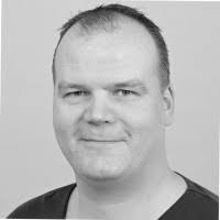 200+ "Tom Bakker" profiles