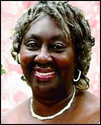 Maxine Riley's Instagram, Twitter & Facebook