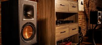 I have been endlessly watching bookshelf speaker reviews on youtube. Bookshelf Speakers What You Need To Know Klipsch