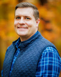 Berthelle Bernard, (early 1935's) her children Judy Dees, (late 50's) Gary  Dees, Ronnie Dees (early 60's) Grandchildren, Ronnie Dees Jr, Carrie Dees,  and Brandi Dees, (early 80's) All attended JW Oates elementary ￼. |