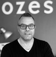 Héctor Serrano (Valencia, 1974) Diseñador en Alma Light