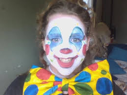 Eerste keer als clown! Het ging goed voor dollar store halloween make-up  (de witte basis is wel een beetje kruimelig) : r/clowns