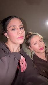 Kaylyn Walker's Instagram, Twitter & Facebook