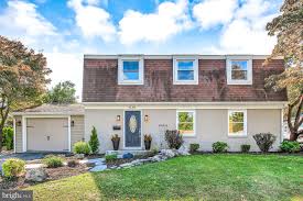 Homes For Sale In Lancaster 936 E Walnut St Palmyra Pa Naples Outdoor Decor