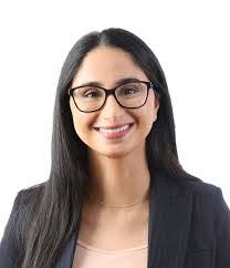 Amy Daoust's Instagram, Twitter & Facebook