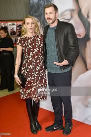 Hanselmann has been nominated four times for an ignatz award, twice for an eisner award and won best series at angouleme 2018. 76 Simone Hanselmann Ideas Simon Photo Strapless Dress Formal