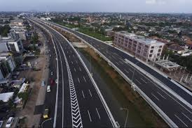 64 ekonomi islam dalam ekonomi arus perdana malaysia idea untuk menubuhkan perbankan islam di malaysia bertitik tolak daripada penubuhan bank islam yang pertama di dunia iaitu dubai islamic bank di dubai, u.a.e dan bank pembangunan islam (idb) di arab saudi pada tahun 1975. Pembangunan Ekonomi Pengertian Tujuan Faktor Dampak Dan Contohnya