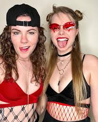 Hailee & Kendra (married lesbian couple), the real Harley Quinn ...