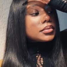 Kate Sanborn's Instagram, Twitter & Facebook