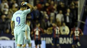 Barcelona should have expected a difficult evening at levante, who have had a dramatic revival under boss paco lopez. Levante Put Five Past Barcelona To End Unbeaten Run Eurosport