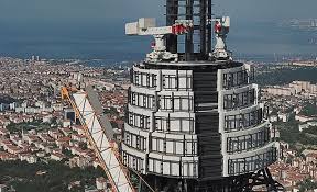 Tamamlandığında 365 metre uzunluğa sahip olacak kulenin 220 metresinin inşaatı bitti. Kucuk Camlica Tv Radyo Kulesi Insaatinda Sona Yaklasiliyor Istanbul Haberleri