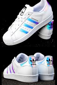 Adidas superstar junior sind aus hochwertigem leder hergestellt, was sie langlebig macht. Adidas Superstar Holographic Fur Jungen Manner Umfrage Schuhe Abstimmung