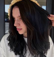 Who to see for brunette hair color?