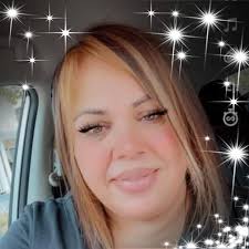 Pictures On Us A laugh A Day added a new photo — with Elizabeth Anne and 42  others.