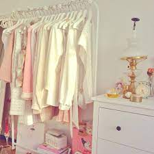 I Like The White Clothing Rack With White Velvet Hangers Bedroom Design Bedroom Decor Decor