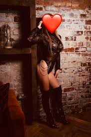 Emily Thorne | Escort Profile Page | Escort Finder UK