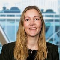 Julie Vold's Instagram, Twitter & Facebook