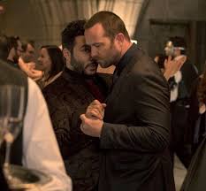 Kurt Weller And Rich Dotcom This Episode Was Hilarious Sullivan Stapleton Weller Celebrities Male
