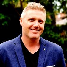 Mauro Arce Email & Phone Number