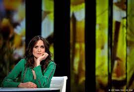 Het nieuwe seizoen is vanaf zondag 18 juli te zien op npo 2. Janine Abbring Weer Presentatrice Van Zomergasten Haarlemsdagblad