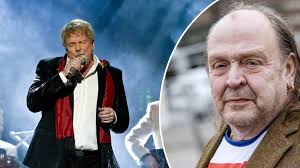 Olle jönsson har blivit framröstad till årets skåning 2010 i konkurrens av bland andra björn ranelid, amanda jensen och måns zelmerlöw. Nu Far Det Fan I Mig Vara Nog Med Hjaltarna Som Lamnar Oss P4 Kristianstad Sveriges Radio