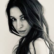 Behind the Mic: Donna Frank |