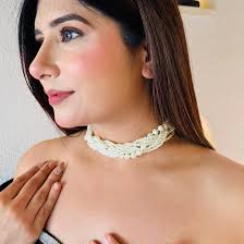 Layla Gold collection