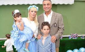 We did not find results for: Sedat Peker In Esi Ozge Peker Den Yeni Paylasim
