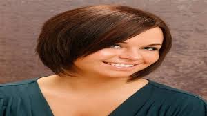 قصات الشعر حسب شكل الوجه للنساء. Ø¨Ø§Ù„ØµÙˆØ± Ù‚ØµØ§Øª Ø´Ø¹Ø± Ù„Ù„ÙˆØ¬Ù‡ Ø§Ù„Ø¯Ø§Ø¦Ø±ÙŠ Ø§Ù„Ù…Ù…ØªÙ„Ø¦ Ù‚Ù†Ø§Ø© Ø§Ù„ÙƒÙˆÙÙŠØ© Ø§Ù„ÙØ¶Ø§Ø¦ÙŠØ©