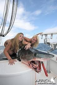 Fishing Babes | AfricaHunting.com