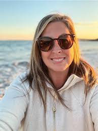 What are suggestions for camping near great golf courses around  Camrose/Edmonton area?