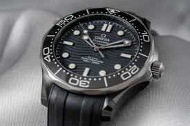 Master co‑axial chronometer ladies' 38.5 mm. Omega Seamaster 300m Black Ceramic Ihre Uhr 007 Luxify