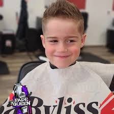 Queen Barber's Instagram, Twitter & Facebook