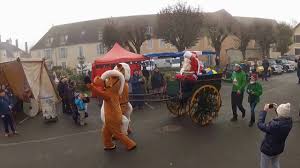 La dynamique équipe du comité des fêtes. Couleurs De Bourgogne 3eme Marche De Noel Coulanges Sur Yonne 2015 Youtube