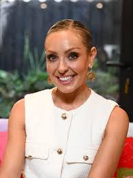 Sheri Jacobson's Instagram, Twitter & Facebook