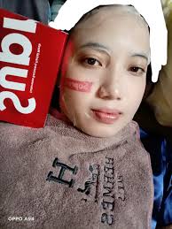 Dah sampai fullerenes recovery facial mask Original SUPREME😍😍😍😍