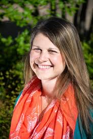 Kelly Soucy's Instagram, Twitter & Facebook