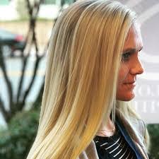 Aleena Newman's Instagram, Twitter & Facebook