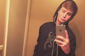 Youtube kanalı için 'şaka amaçlı soygun' videosu çekmek isteyen 20 yaşındaki wilks, soygunu gerçek sanan. R4fok94gno1iym