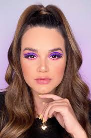 Aline Grimm's Instagram, Twitter & Facebook