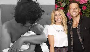 With a second baby with stacey solomon on the way, joe swash will soon welcome a new addition to his family. Joe Swash Slammed By Trolls Over Photo Of Newborn And Son Harry