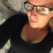 lucy painter (@lucypainter2)