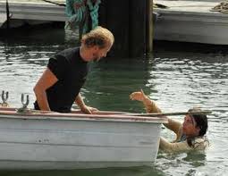 Il habitait à paris et moi à quelques kilomètres de la capitale. L Hotel Des Amours Passees Telefilm 2010 Teleobs