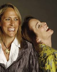 Lisa Bottenfield's Instagram, Twitter & Facebook