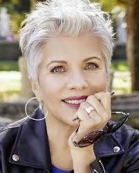 What do you all think of Nina's' new hairstyle ?