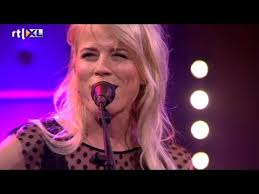 Belgien und spanien sind die ersten teilnehmerländer, die ihre künstler. Eurovision The Netherlands The Common Linnets On Rtl Late Night Esctoday Com