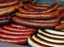 Saucisses Produits Cuisine Francaise Cuisine Francaise Cuisine Facile Aliments Alcalinisants