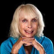 Barbara Fox's Instagram, Twitter & Facebook