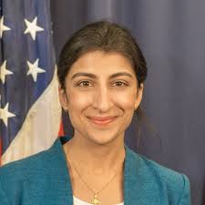 Anna Langlois (@_AnnaLanglois)